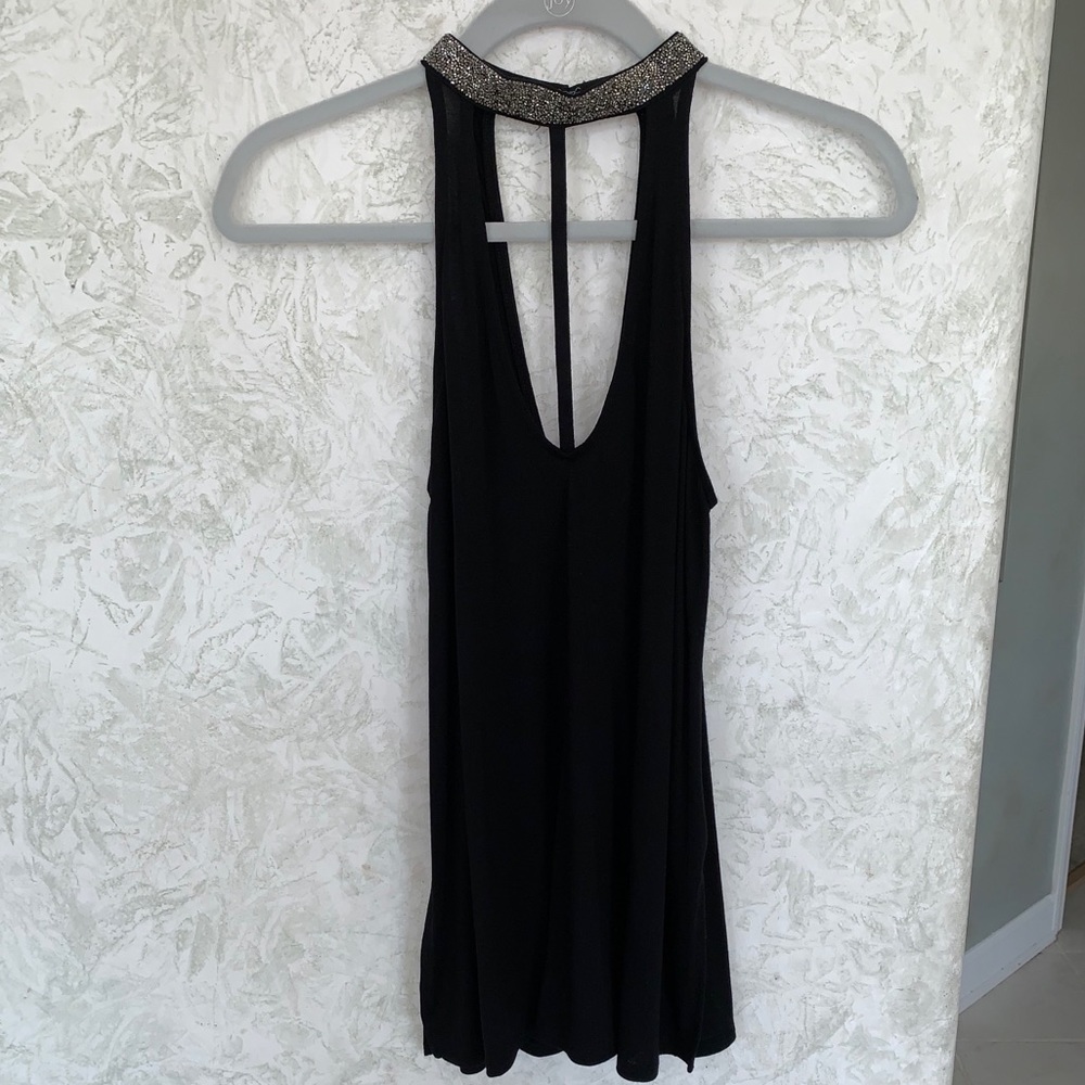 Keyhole V Neck Black Tank